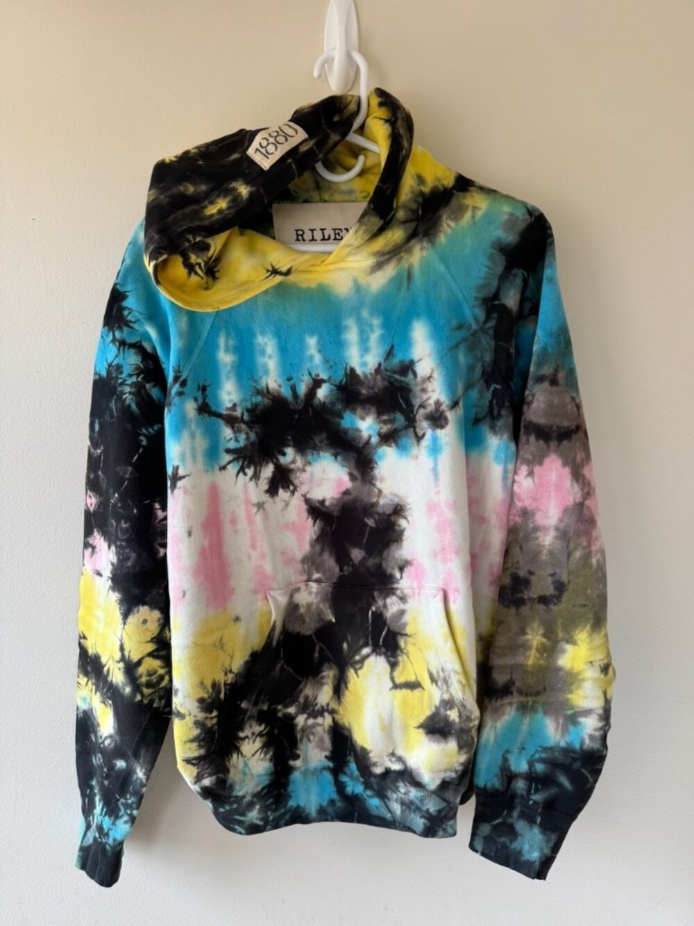 Riley 1880 Tie-Dye Sweatshirt, size L — Purchased at Paliskates, 2021